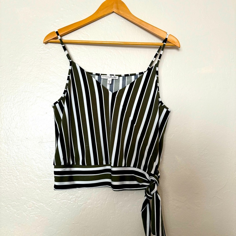 Express Women's Green and Black Crop-top Tie Hem Size M